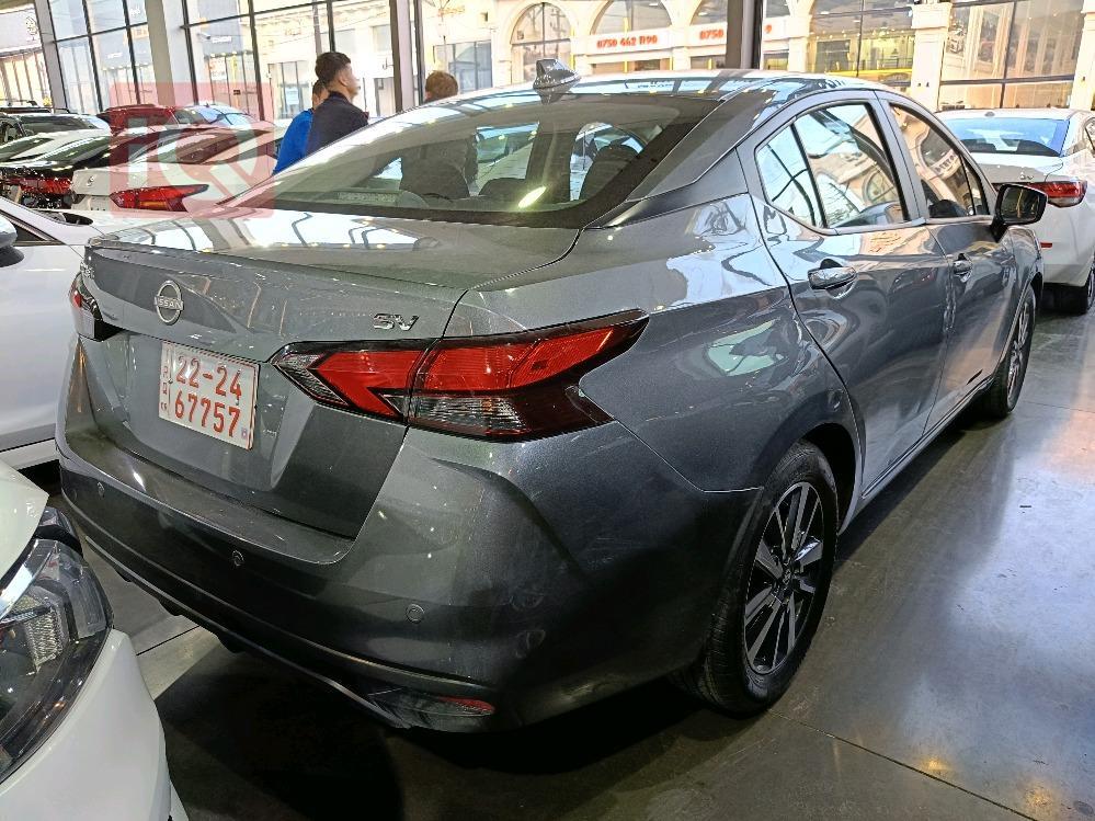 Nissan Versa